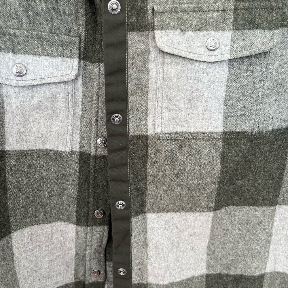 Fjallraven Green and Gray Plaid Canada Shirt Jacket Women’s XL Comfort Fit - Picture 7 of 8